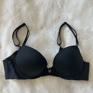 Victoria's Secret Black Bra with Underwire 32C